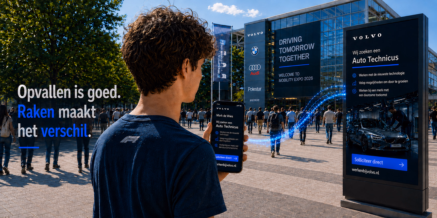 DOOH-billboard in stadsplein met meerdere werkgevers
